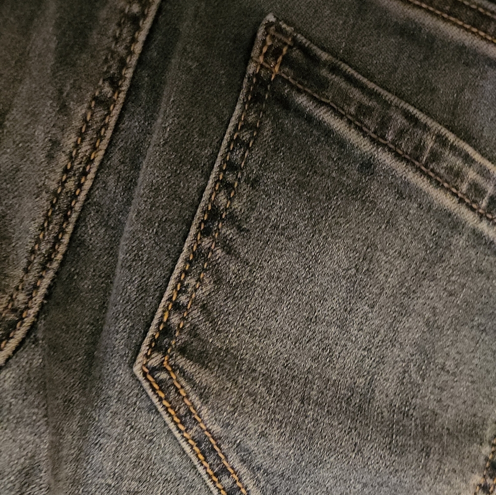 Liverpool Jeans Company Distressed Blue Boyfriend Crop Jeans - Picture 12 of 14